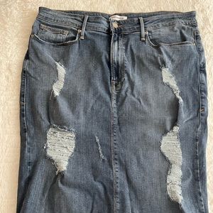 Good American Distressed Pencil Skirt (18)